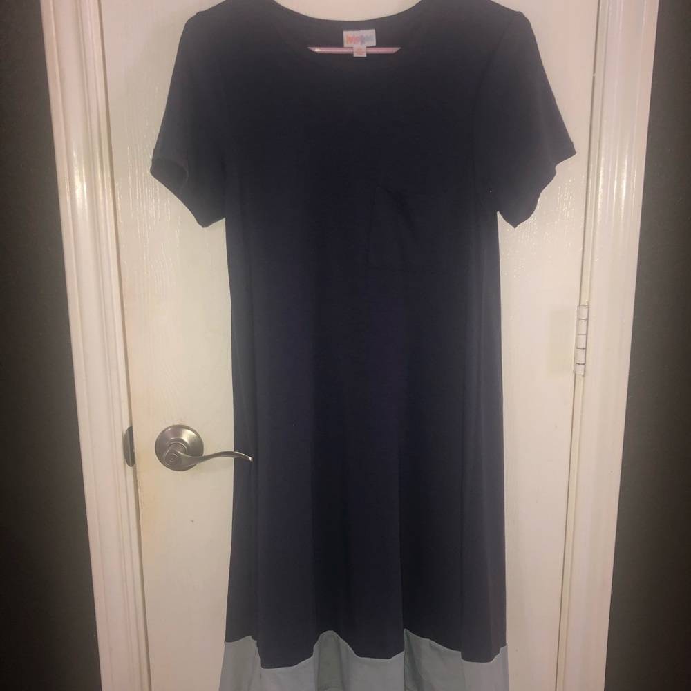 Amazing dipped LuLaRoe Carly